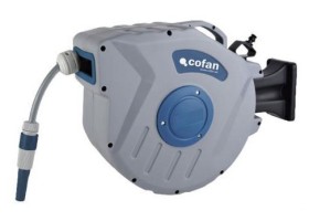 ENROLLADOR CON MANGUERA DE JARDIN