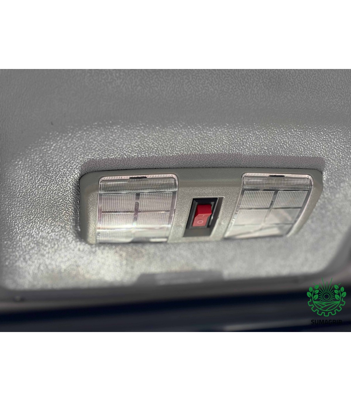 HANWO 75CV CON CABINA Y PALA