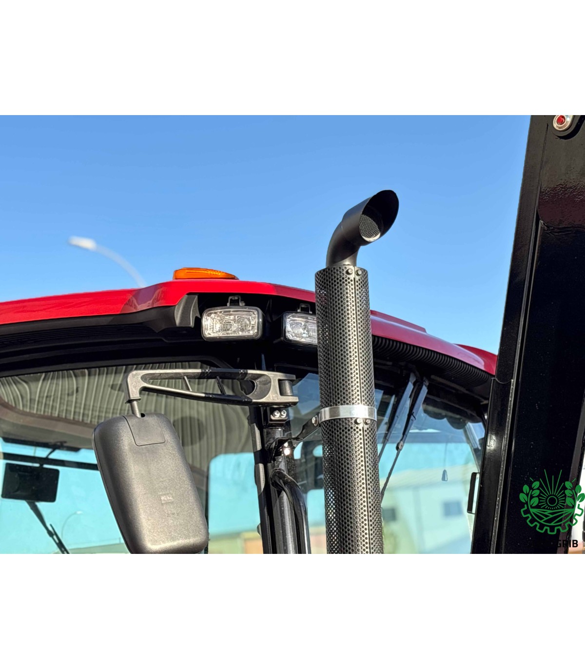 HANWO 75CV CON CABINA Y PALA