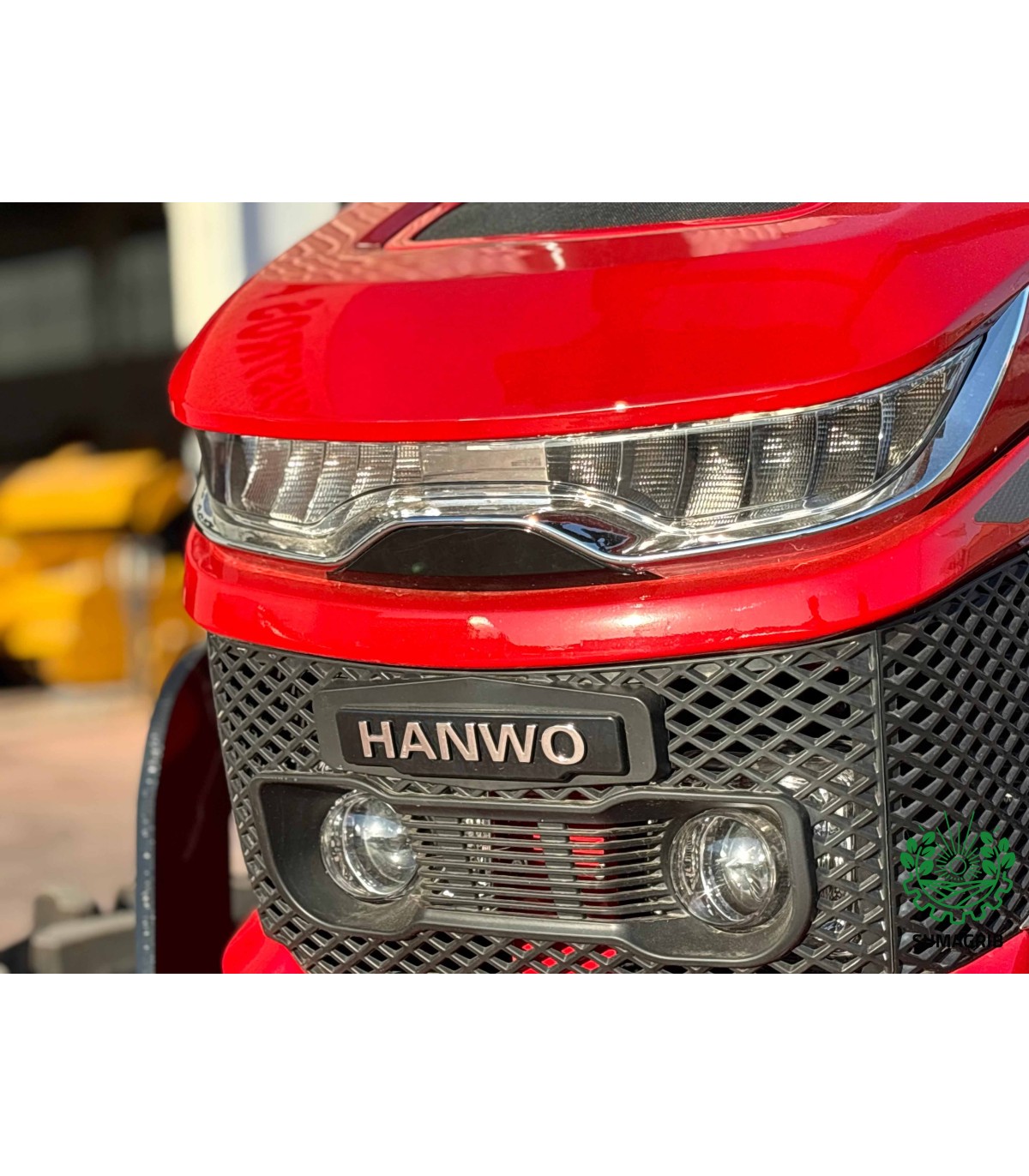 HANWO 75CV CON CABINA Y PALA